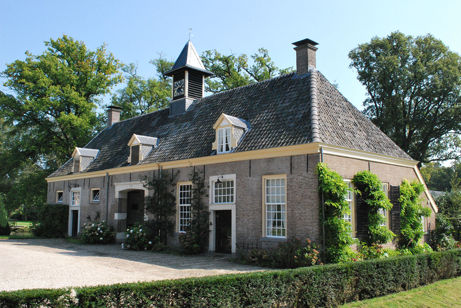Koetshuis Nijenhuis Koetshuis Nijenhuis